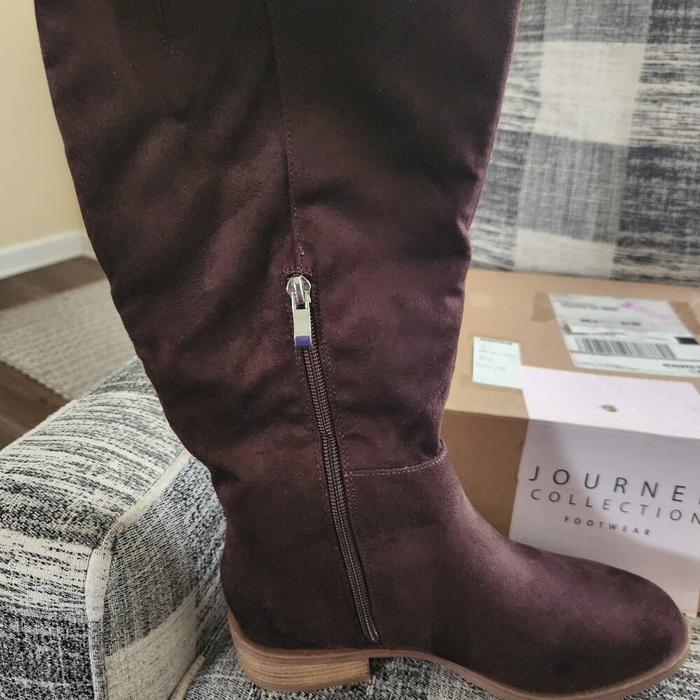 (Sale) Womens brown suede like boots